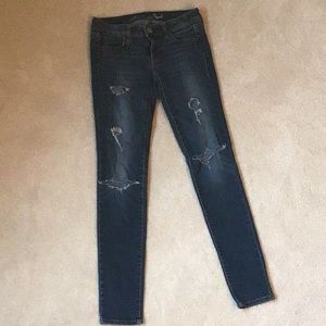 American eagle distressed skinny jeggings size 2